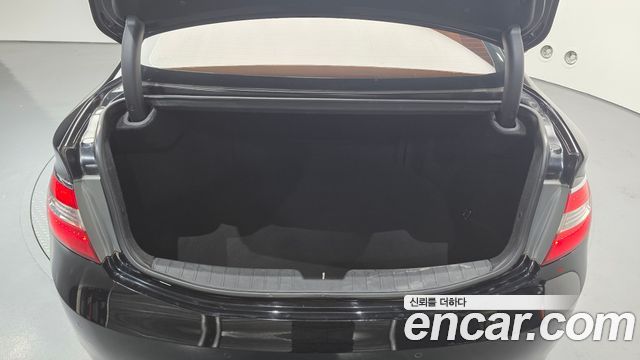 Hyundai Grandeur 2011 — photo 20