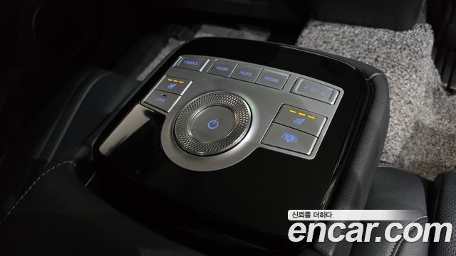 Genesis G80 2022 — photo 19