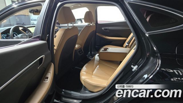 Hyundai Sonata 2021 — photo 11