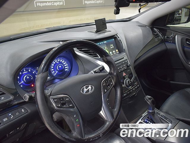 Hyundai Grandeur 2016 — photo 4