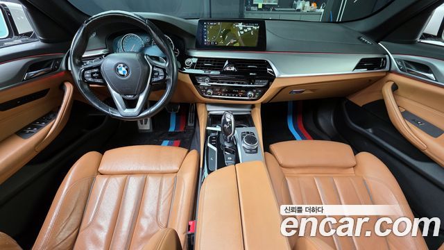 BMW 5-Series 2017 — photo 7
