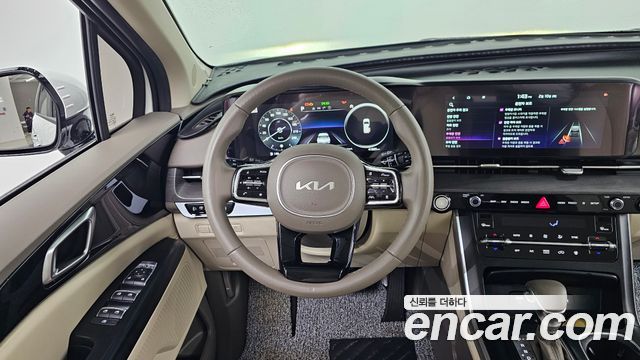 Kia Canival 2022 — photo 12