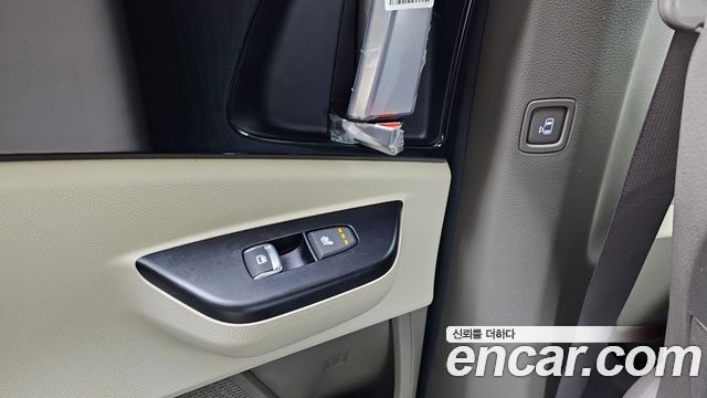 Kia Canival 2022 — photo 19