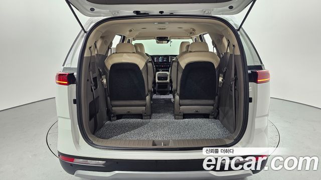 Kia Canival 2022 — photo 20