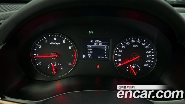 Kia K7 2016 — photo 8