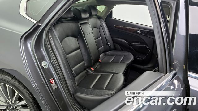 Kia K7 2016 — photo 12