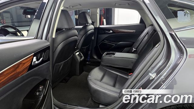 Kia K7 2016 — photo 13