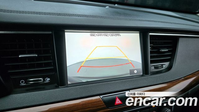 Kia K7 2016 — photo 17