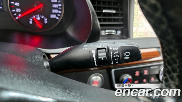 Kia K7 2016 — photo 19