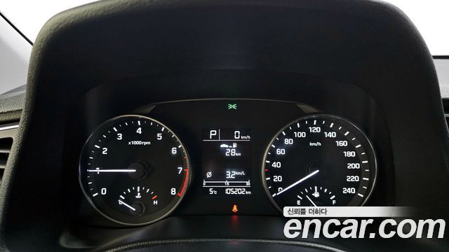 Hyundai AVANTE 2018 — photo 8