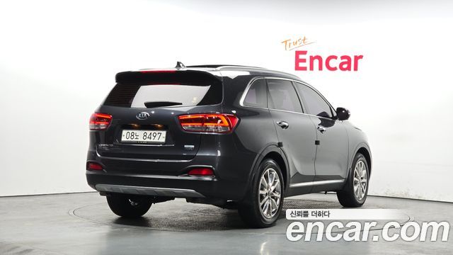 Kia Sorento 2017 — photo 2
