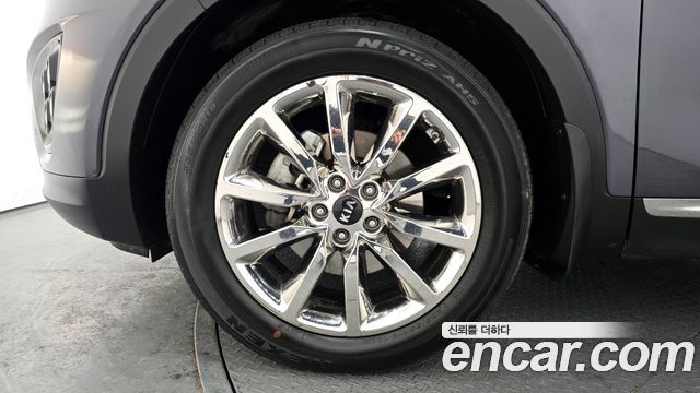 Kia Sorento 2017 — photo 5