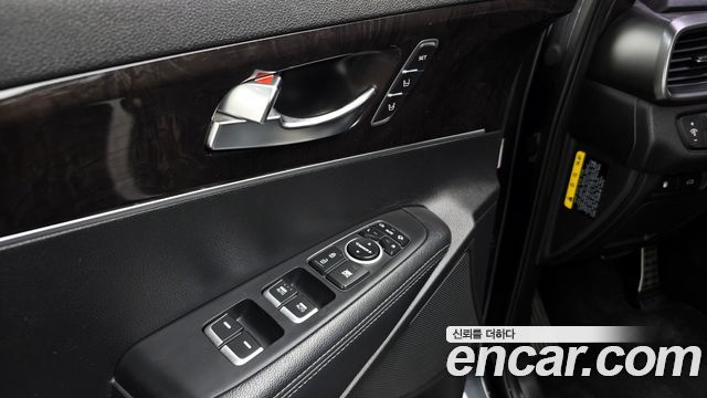 Kia Sorento 2017 — photo 16