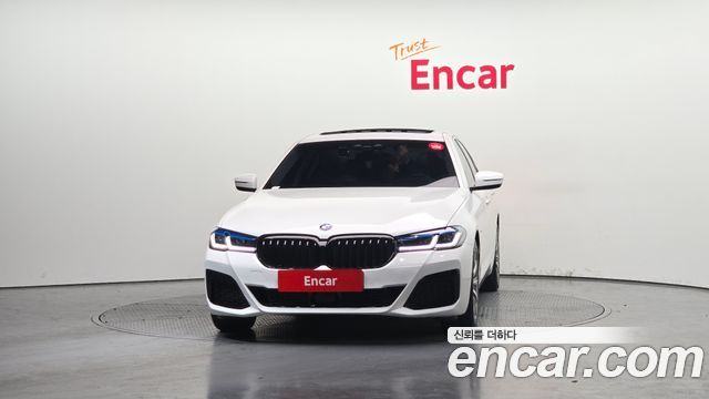 BMW 5-Series 2018 — photo 3