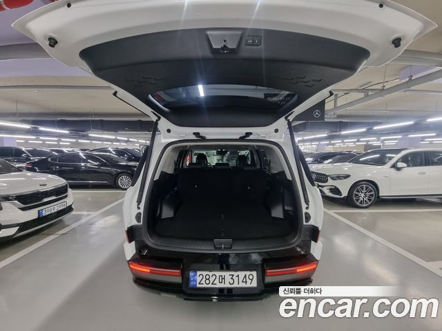 Hyundai Santafe 2025 — photo 18