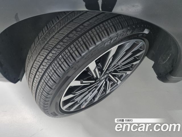 Hyundai Santafe 2025 — photo 19