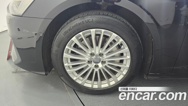 Audi A6 2021 — photo 5