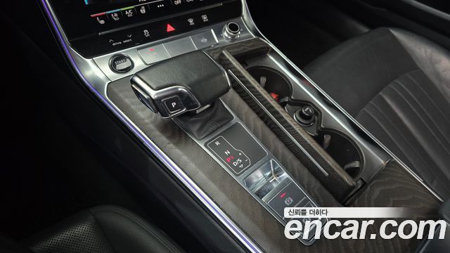 Audi A6 2021 — photo 9