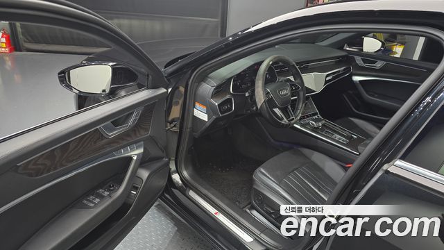 Audi A6 2021 — photo 10
