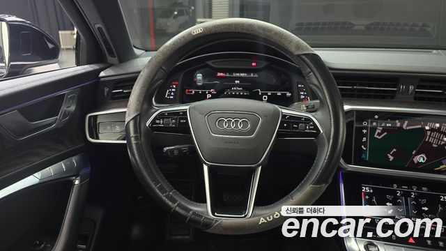 Audi A6 2021 — photo 13