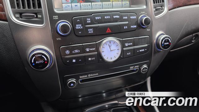 Hyundai Equus 2012 — photo 16