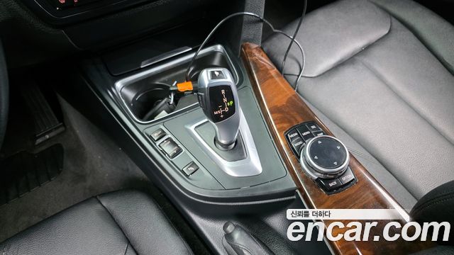 BMW 3-Series 2014 — photo 9