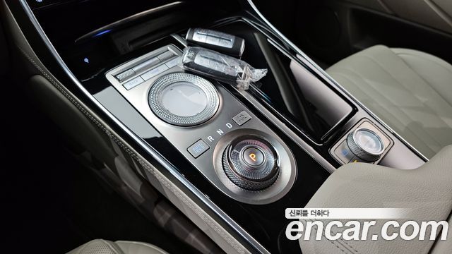 Genesis GV80 2022 — photo 9