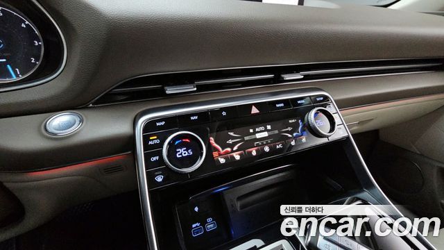 Genesis GV80 2022 — photo 16