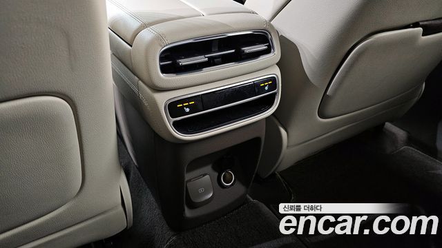 Genesis GV80 2022 — photo 18
