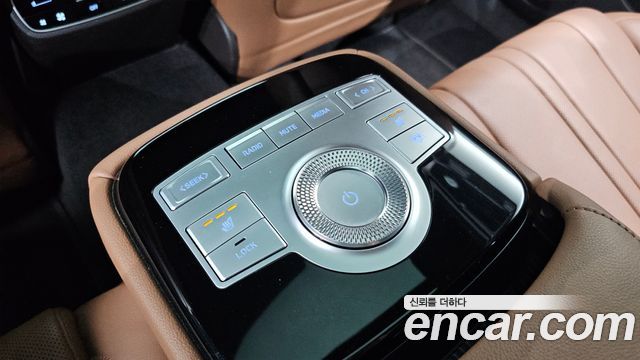 Genesis G80 2022 — photo 19