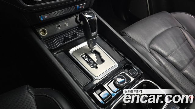KG Mobility Rexton 2018 — photo 9