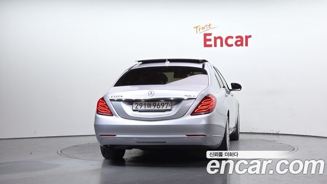 Mercedes-Benz S-Class 2016 — photo 4