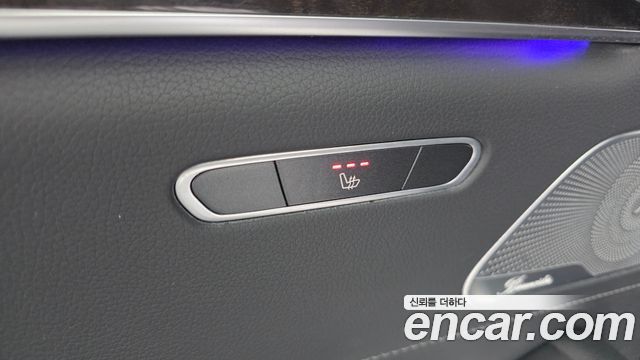 Mercedes-Benz S-Class 2016 — photo 17