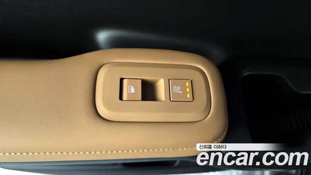 Hyundai Santafe 2025 — photo 16