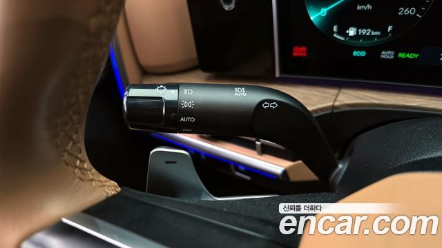 Hyundai Santafe 2025 — photo 18