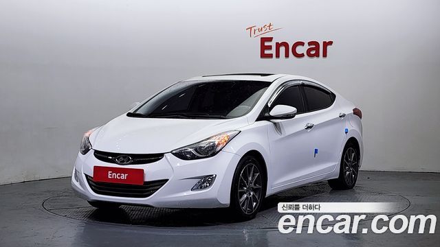 Hyundai AVANTE 2012 — photo 1