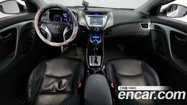 Hyundai AVANTE 2012 — photo 7