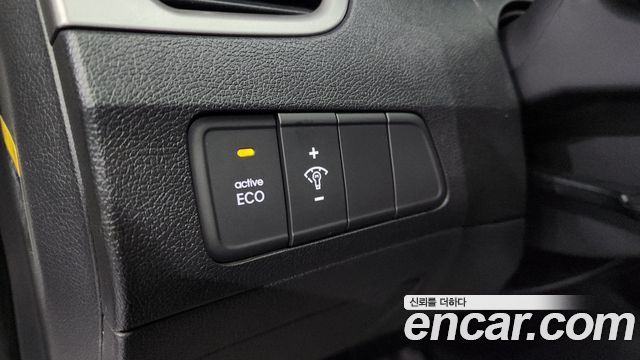 Hyundai AVANTE 2012 — photo 14