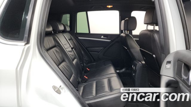 Volkswagen Tiguan 2014 — photo 12