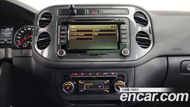 Volkswagen Tiguan 2014 — photo 15