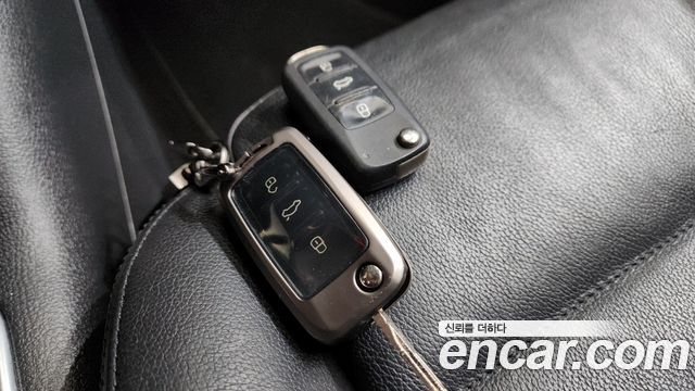 Volkswagen Tiguan 2014 — photo 18