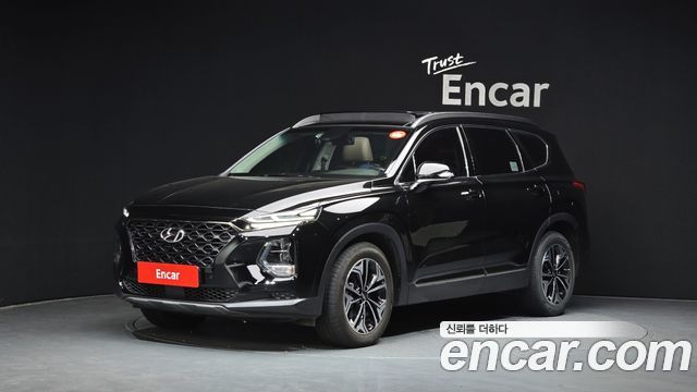 Hyundai Santafe 2019 — photo 1