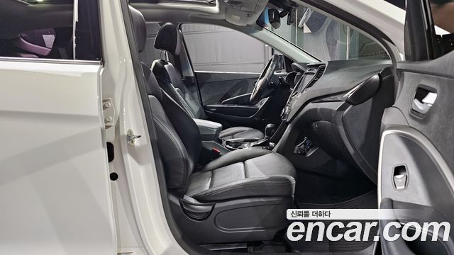 Hyundai Santafe 2014 — photo 11