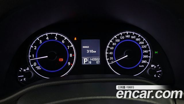 Infiniti G 2011 — photo 8