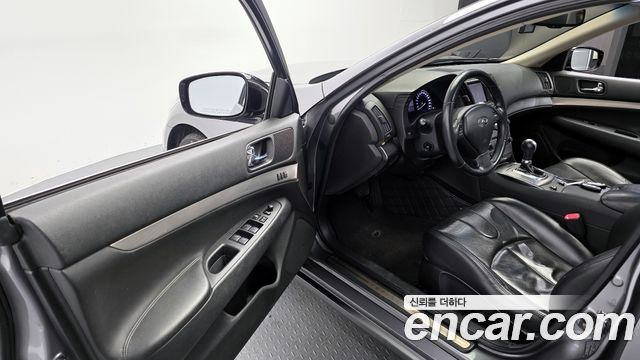 Infiniti G 2011 — photo 11