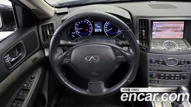 Infiniti G 2011 — photo 13