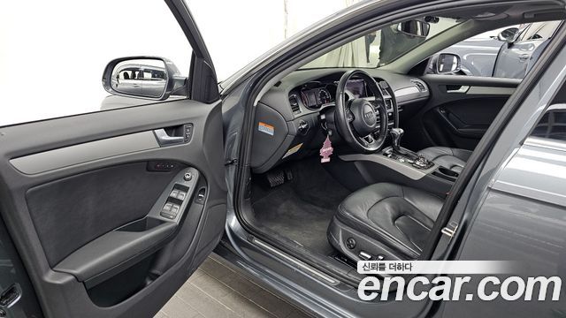 Audi A4 2015 — photo 10
