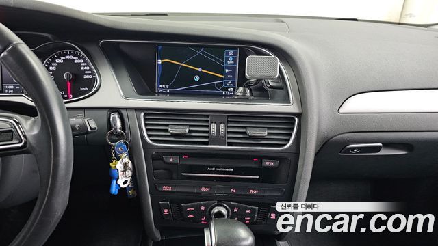 Audi A4 2015 — photo 14