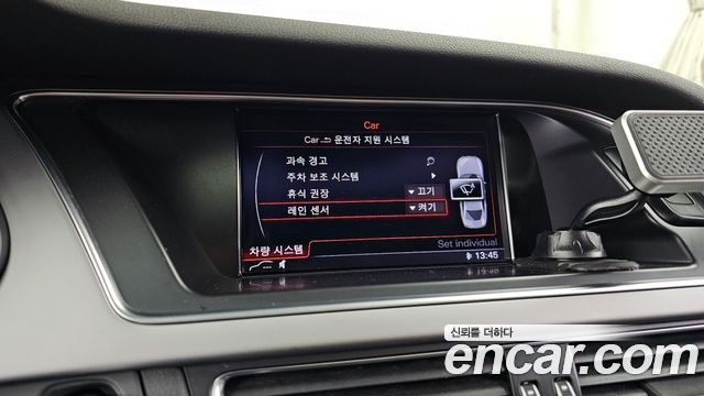 Audi A4 2015 — photo 16