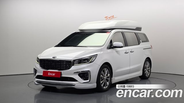 Kia Canival 2019 — photo 1